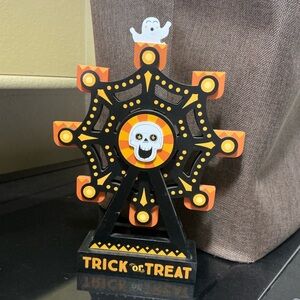 Halloween Ferris Wheel Decoration - Black and Orange